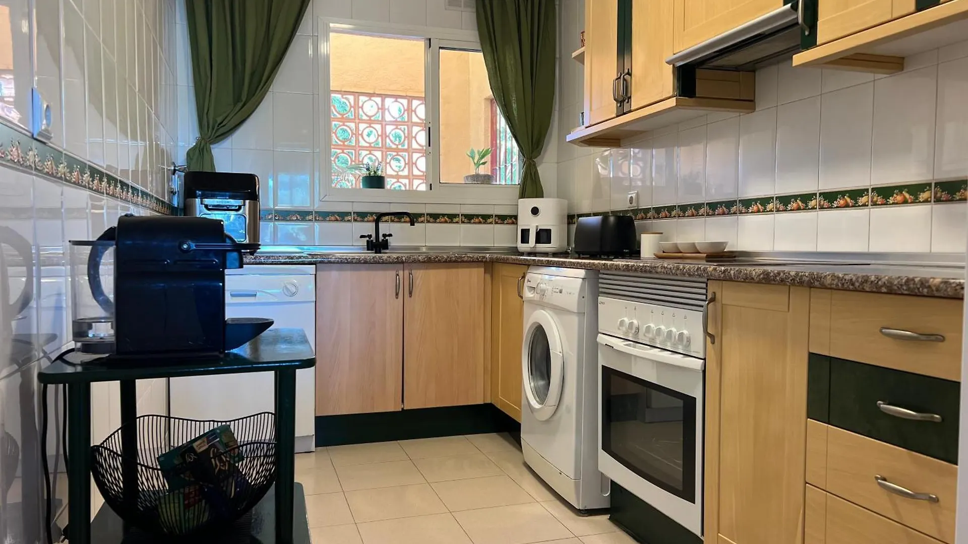 2 Bedroom 2 Bathroom Apartment Marbella East - La Reserva De Μαρμπέλλα Ισπανία